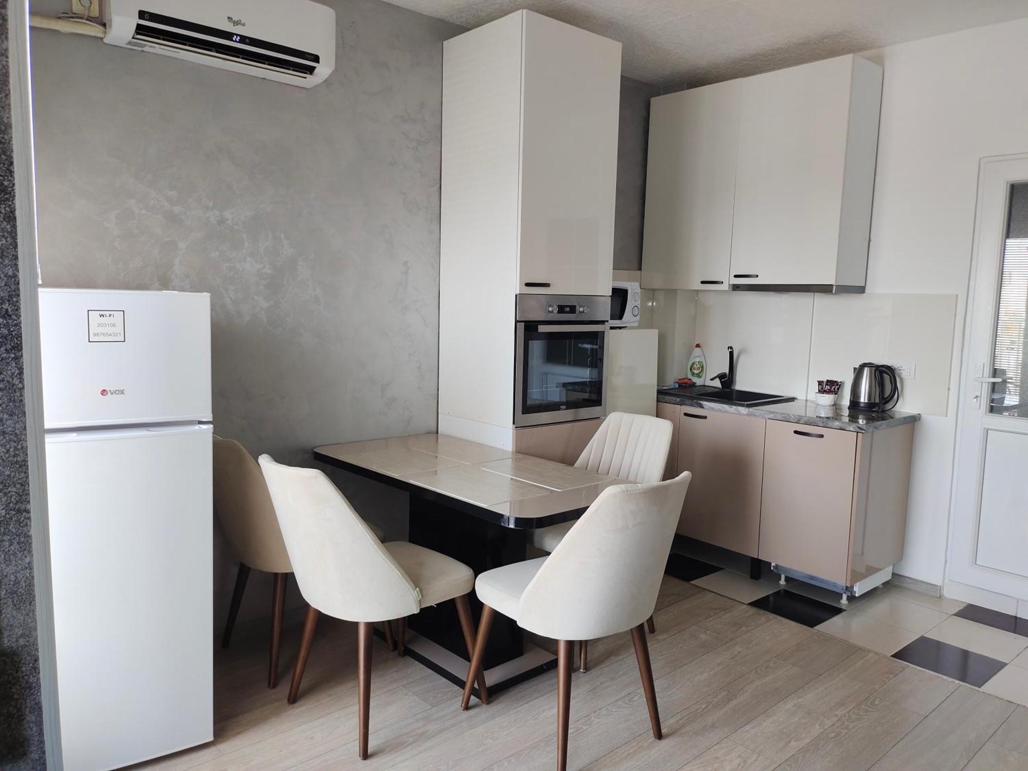 Good Inn Бар Экстерьер фото
